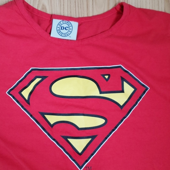 Girl's Superman T Shirt - Picture 2 of 5